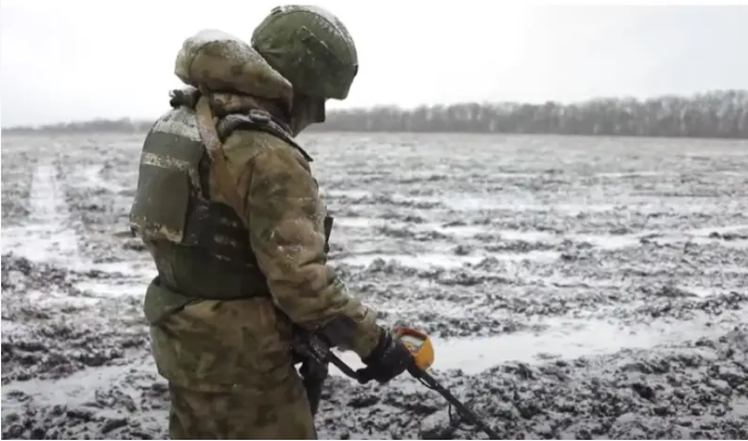 Ukraine rai min dung “vanh dai lua”, chan da tien cong cua Nga