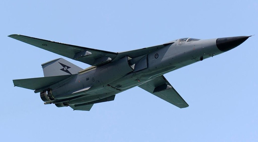 Vào ngày 17/01/1991, Chiến dịch Bão táp Sa mạc được khởi động, chiến đấu cơ F-111 vượt qua sa mạc và tấn công các hệ thống phòng không và các cơ sở quân sự quan trọng của Iraq bằng bom định hướng hiện đại.