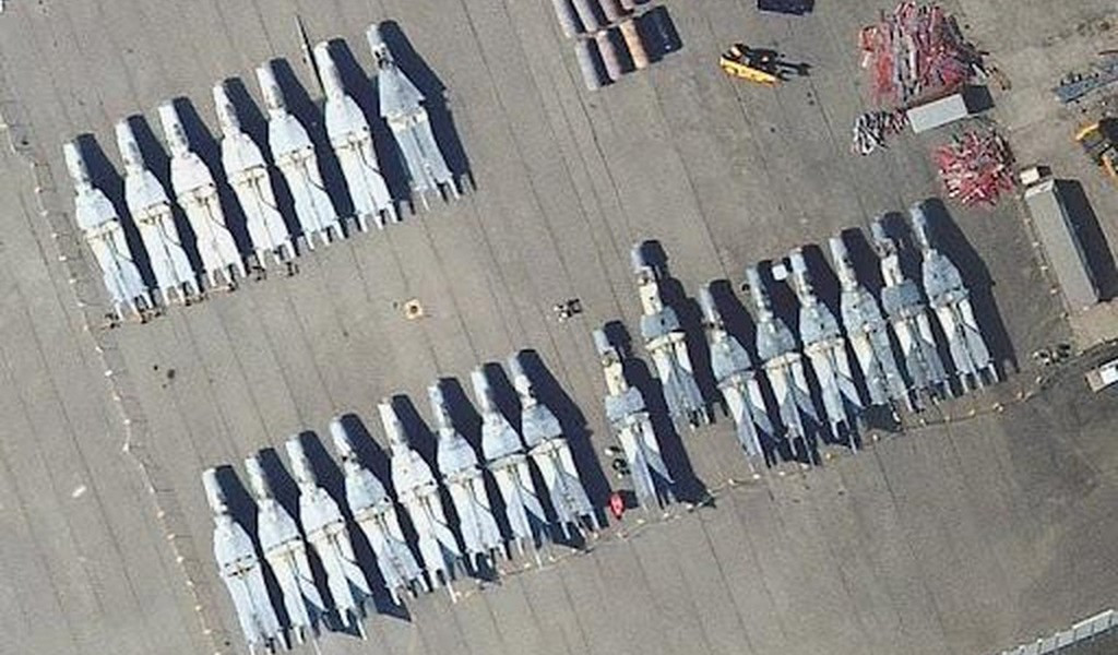 Việc Úc phải chôn cất những chiếc máy bay F-111 dưới sức ép của Mỹ gây phẫn nộ cho không chỉ những người hâm mộ loại máy bay này mà còn cả chính quyền địa phương.