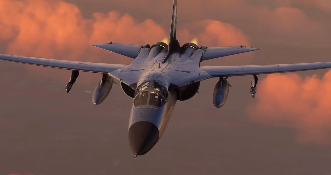 Mỹ đã cho nghỉ hưu hoàn toàn các phiên bản F-111 vào năm 1996, trong khi đó Úc đã mua lại 23 chiếc của Mỹ và hoạt động tới năm 2010 mới cho nghỉ hưu.