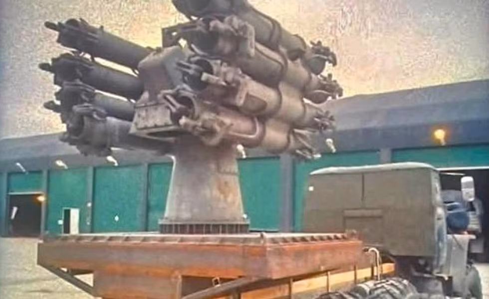 Lực lượng Nga từng lắp RBU-6000 lên xe tải hoặc thiết giáp MT-LB và đưa ra chiến trường Ukraine từ tháng 9/2023.