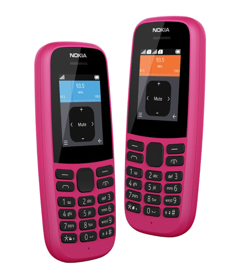 Một điểm mạnh nữa giúp Nokia 105 rất được lòng người dùng là máy có pin cực "trâu", rất ít khi phải sạc. Pin của máy 800mAh với thời gian đàm thoại lên đến 14,4 giờ và thời gian chờ 25,8 ngày.