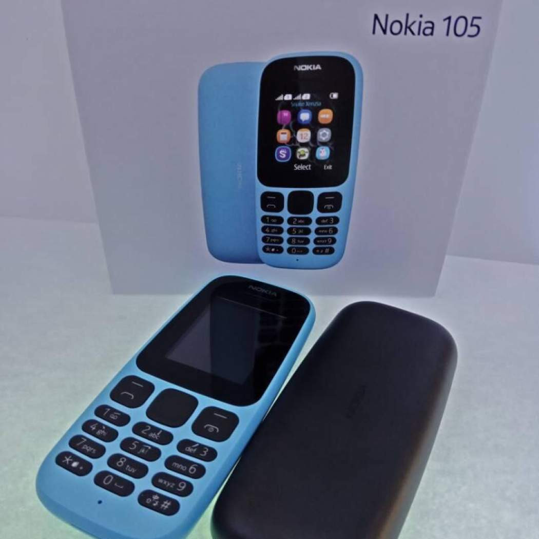Nokia 105 2019 sẽ bắt đầu được bán ra từ tháng 8/2019, có các màu xanh lam, đen và hồng, với giá bán bắt đầu từ 14,48 USD (khoảng 330 nghìn đồng), đây là mức giá vô cùng dễ chịu.