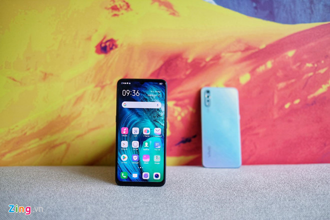 Giao diện chụp ảnh của máy đơn giản với nhiều chế độ chụp như làm đẹp, HDR, xoá phông và góc rộng…