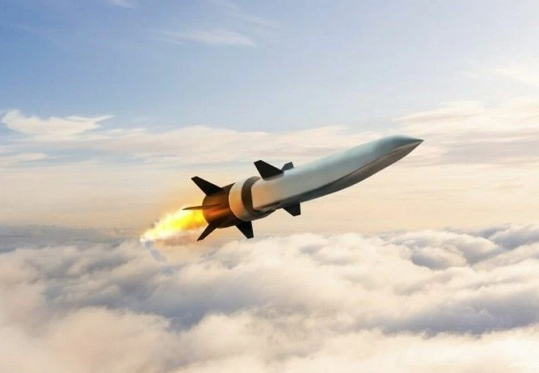 Động thái vừa qua của Iran chắc chắn một lần nữa châm ngòi cho cuộc đối đầu quân sự ở Trung Đông và có nguy cơ khiến tình hình căng thẳng trong khu vực lan rộng hơn nữa. Ngoài các phương pháp truyền thống như trừng phạt và đe dọa quân sự, Iran dường như đã cố tình chọn cách sử dụng loại tên lửa tiên tiến để phản công và cảnh báo. Sự xuất hiện của Fattah-1 rõ ràng đã đưa khả năng tấn công hỏa lực của nước này lên một tầm cao mới.