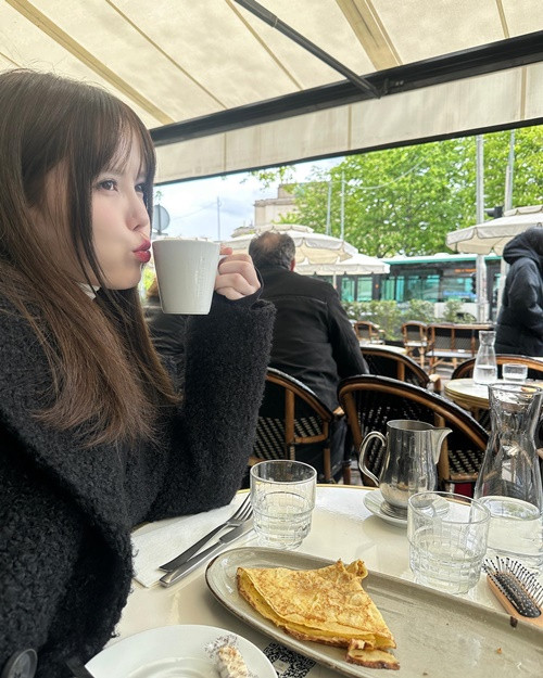 Thiều Bảo Trâm và Matthis vướng tin đồn hẹn hò vào tháng 3 vừa qua. Ảnh: FBNV.