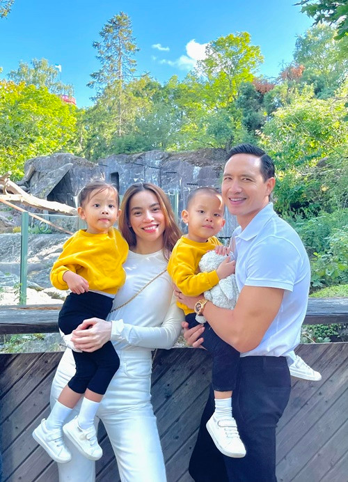 Sau khi chia tay Trương Ngọc Ánh, Kim Lý yêu Hồ Ngọc Hà. Nam diễn viên hiện tại có tổ ấm hạnh phúc bên Hồ Ngọc Hà và các con. Ảnh: FBNV.