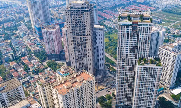 Phia sau man tang gia phi ma cua chung cu Ha Noi