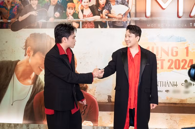 Thái Dũng thường xuyên đến ủng hộ phim của Trấn Thành.