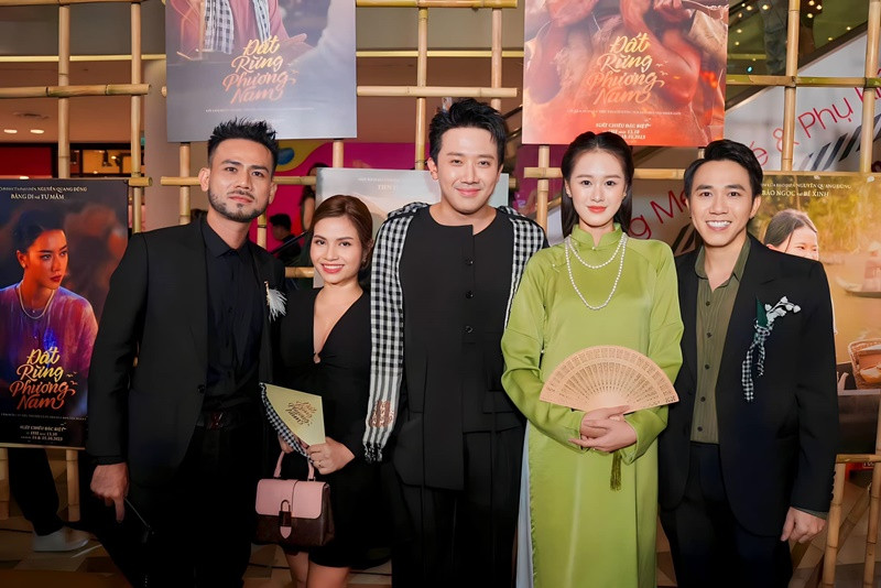 Quỳnh Anh - Anh Đức hẹn hò trong 1 năm qua.