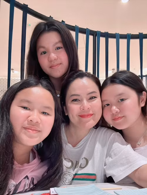 Phương Lê chia sẻ, các con là tài sản lớn nhất cuộc đời cô.