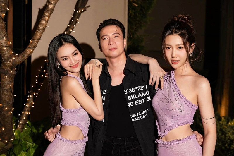 S.T Sơn Thạch thân thiết với cả Lan Ngọc và Thúy Ngân.