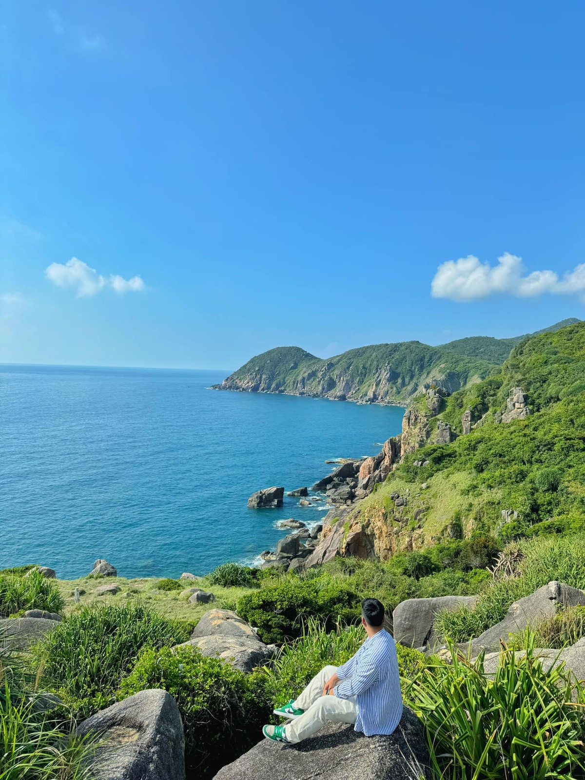 Thiên nhiên Phú Yên hùng vĩ mà không kém phần thơ mộng.