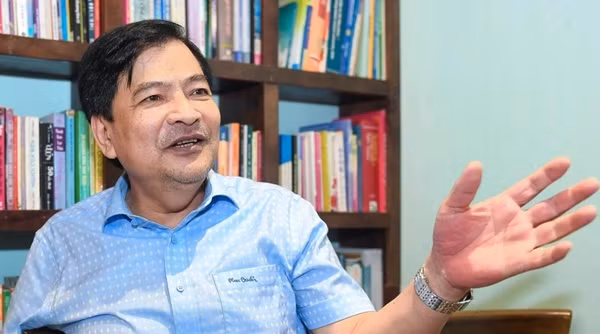 NSND Quoc Anh song gian di, thich an dau phu luoc