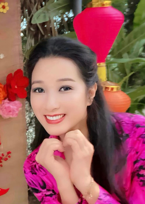 Cuoc song cua Thanh Thanh Hien sau 4 nam ly hon Che Phong