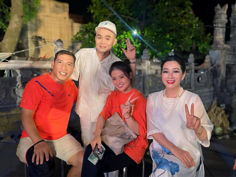 Thanh Thanh Hiền có cuộc sống đầy bình yên ở tuổi 55.