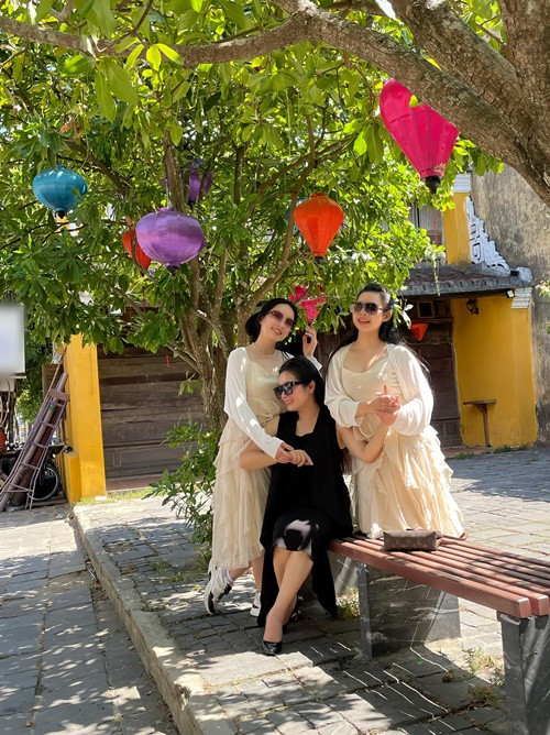 Ngoài Thái Phương, Thanh Thanh Hiền có cô con gái Tú Linh.