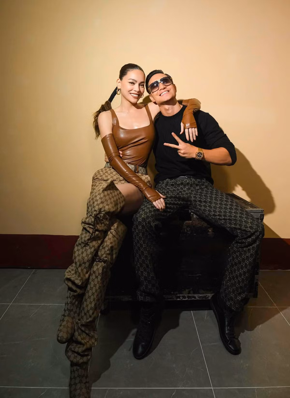 Điều tạo nên sức hút của Hồ Ngọc Hà không chỉ ở gu thời trang mà còn ở "thần thái" hơn người của cô.