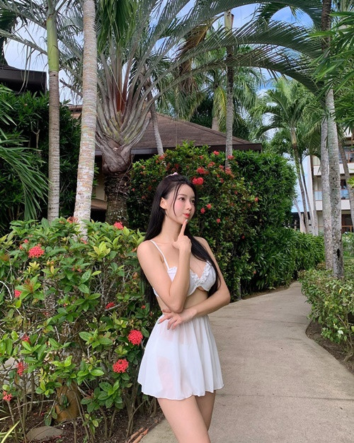 Trang Instagram cá nhân của Lee Ayoung hiện có 766.000 người theo dõi.