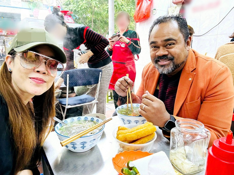 Thu Phương muốn dành nhiều thời gian cho cuộc thi Chị đẹp đạp gió rẽ sóng bởi vậy quyết định hoãn cưới.