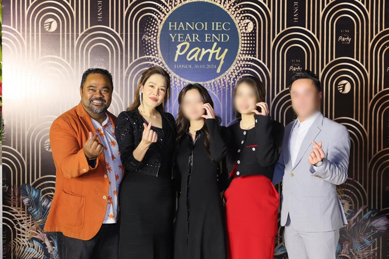 Đầu tháng 4, khi được hỏi về đám cưới, Thu Phương cho biết, cả hai đang cố gắng để tổ chức hôn lễ.