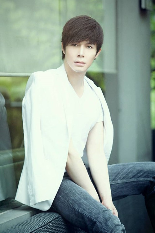 Sau mối tình với Leto, Nathan Lee kín tiếng về chuyện tình cảm. Ảnh: FBNV.