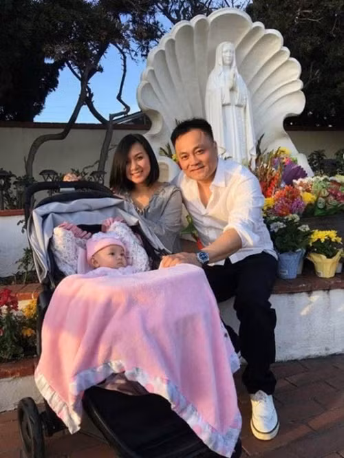 Về việc không hay khoe chồng, Y Phụng cho hay: “Bởi vì chồng tôi không phải làm trong giới showbiz nên không có lý do gì để chia sẻ. Tôi cũng muốn có một thế giới riêng cho mình”. Ảnh: Người Lao Động.