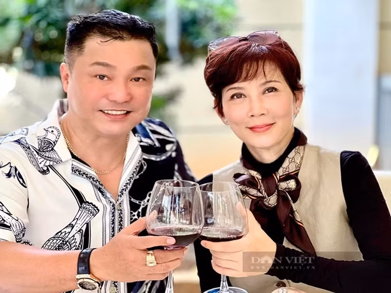 Năm 2022, Lý Hùng chia sẻ trên Dân Việt, Diễm Hương sống ở Mỹ. Thỉnh thoảng cô có về Việt Nam. Cuộc sống của Diễm Hương hiện tại rất thoải mái, các con đã lớn nên cô cũng không bận bịu nhiều. Ảnh: Dân Việt.