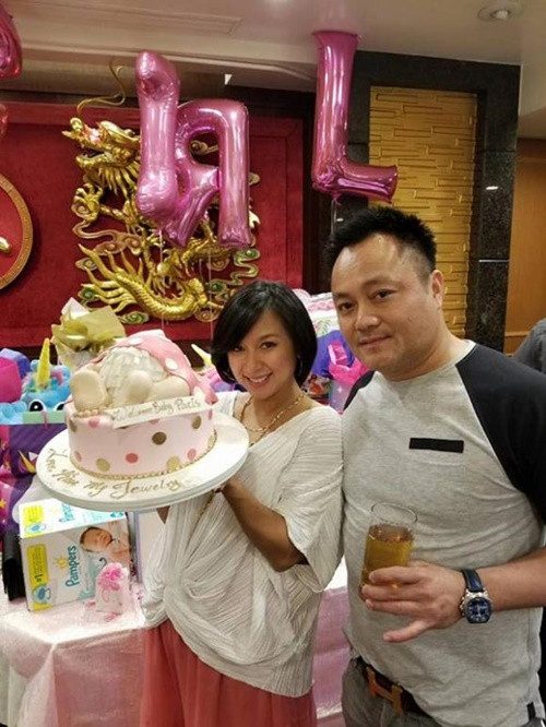 Y Phụng tái hôn vào năm 2016. Nữ diễn viên sinh con gái đầu lòng vào cuối năm 2017. Ảnh: Người Lao Động.