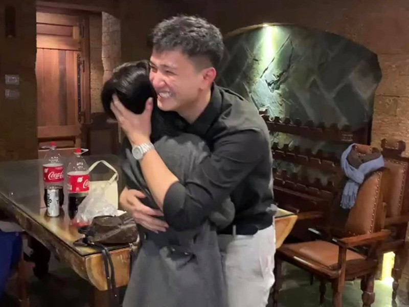 Bạch Lan Phương tiết lộ, cô giả vờ từ chối thì thấy Huỳnh Anh suýt khóc. Ảnh: FBNV.