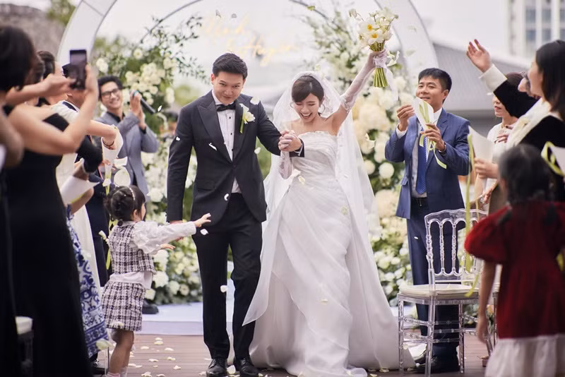 Chỉ đến khi đám cưới cận kề, Ngọc Huyền mới công khai chuyện tình cảm.