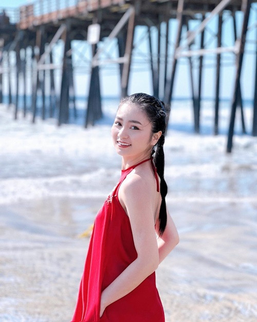 Nữ diễn viên khoe sắc vóc quyến rũ ở tuổi 39.