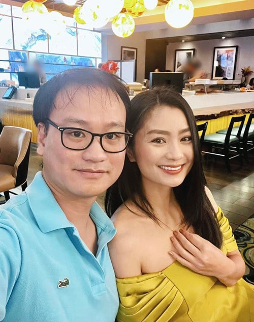 Nữ diễn viên phim Hoa hồng trên ngực trái và chồng vẫn mặn nồng dù kết hôn được 13 năm, có hai con chung.
