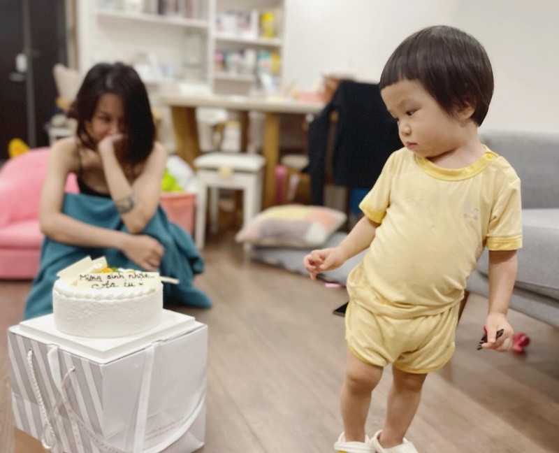 An Nguy đăng tải hình ảnh con gái trên trang cá nhân của mình. Ngoài ra, cô còn lập cho ái nữ một trang cá nhân.