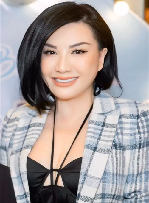 Trizzie Phương Trinh từng tâm sự về gu bạn trai thay đổi theo thời gian. Nếu như thời trẻ, cô chỉ cần một người đàn ông đẹp trai là đủ thì nay, cô không chọn nữa.