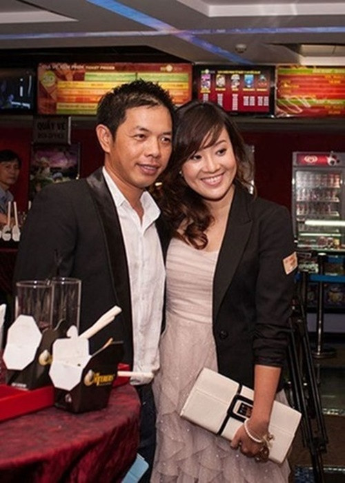 Thái Hòa tái hôn năm 2012. Vợ nam diễn viên tên Hồng Thu. Ảnh: Dân Việt.