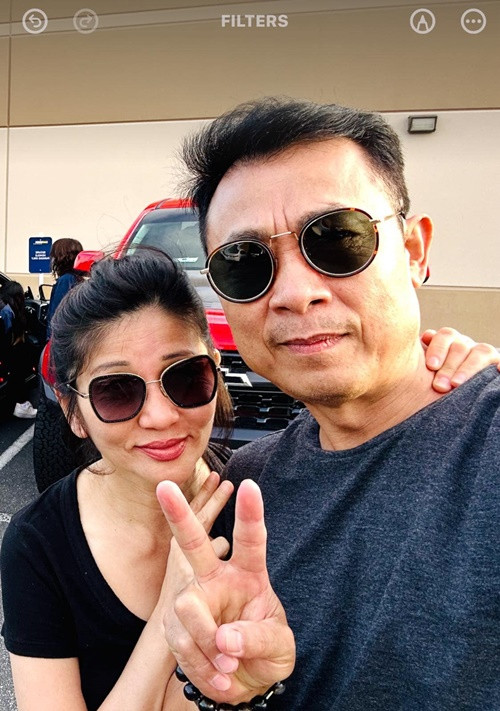 Vợ chồng danh hài hải ngoại có hai con trai chung. Ảnh: FBNV.