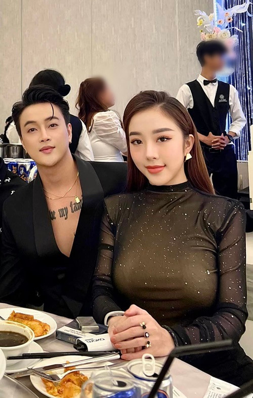 Từng ly hôn, TiTi dường như không muốn chia sẻ nhiều về đời tư. Ảnh: FBNV.