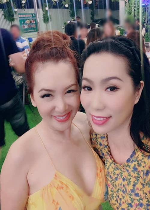 Mộng Vân chia sẻ hình ảnh hội ngộ Trịnh Kim Chi. Ảnh: FBNV.