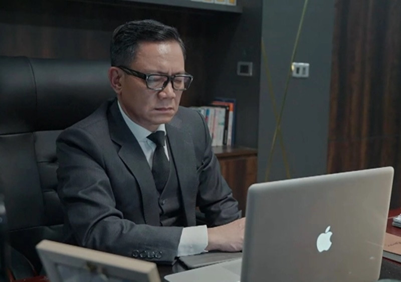 Nghệ sĩ Phạm Cường đang gây chú ý khi đóng vai ông Trường trong phim Trạm cứu hộ trái tim. Ảnh: VTV.