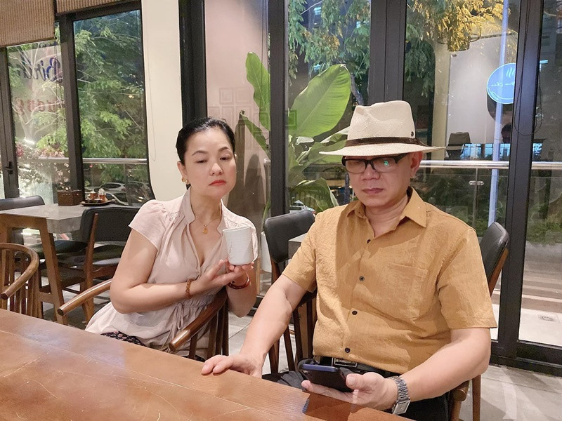 Thu Quế - Phạm Cường tâm sự, cả hai cũng có những lúc cãi vã song nhờ tôn trọng nhau và tìm được tiếng nói chung, hôn nhân vẫn bền vững trong gần 30 năm qua. Ảnh: FBNV.