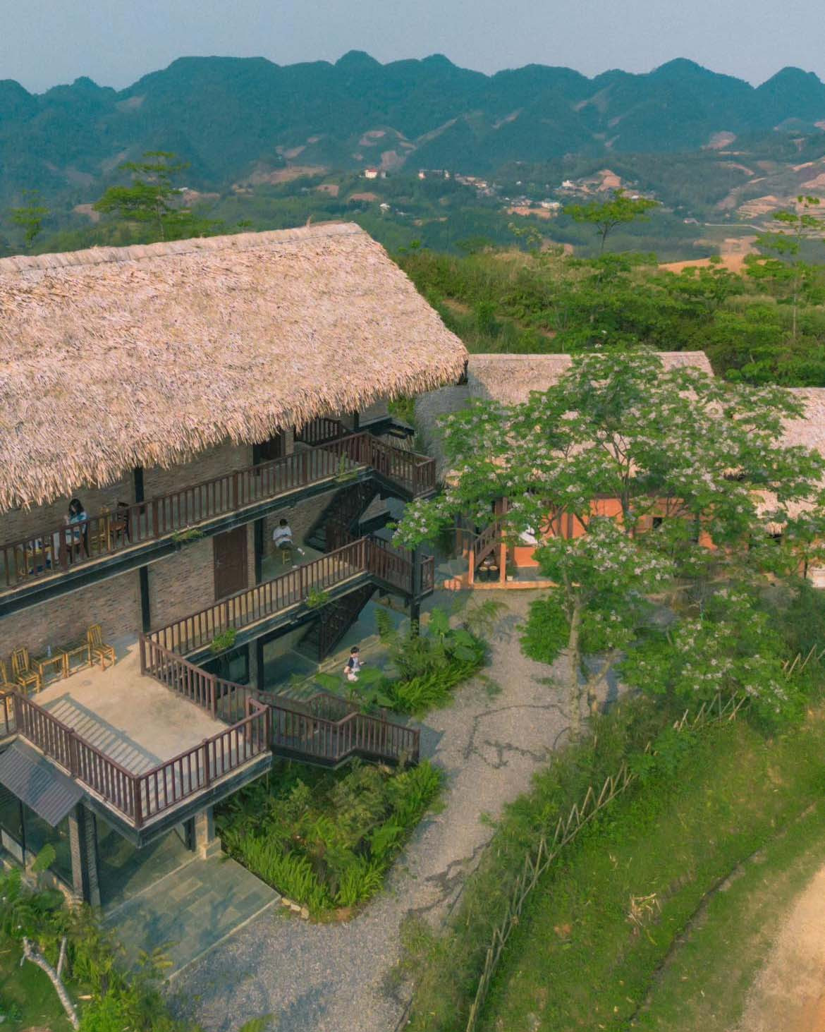 Ngoài ra, du khách có thể lưu trú tại homestay Pù Bin Paradise – cách hồ khoảng 2km. Ảnh: Chu Đức Giang