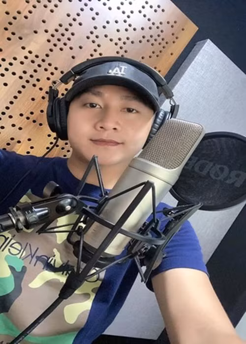 Cũng là cựu thành viên nhóm HKT, tháng 3/2022, Hồ Gia Hùng tổ chức đám cưới với Diệp Thúy An sau khi có con trai chung.