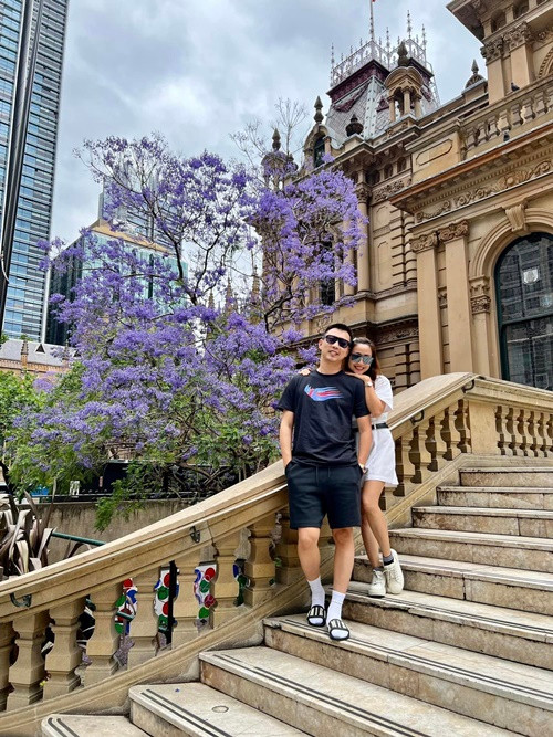 Chồng Ốc Thanh Vân bay sang Úc mỗi tháng.