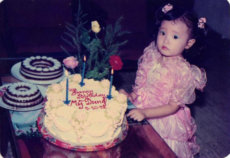 Midu thường được bố mẹ tổ chức sinh nhật khi còn nhỏ.