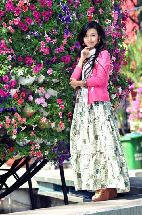 Midu khẳng định vẻ đẹp của cô không qua "dao kéo".