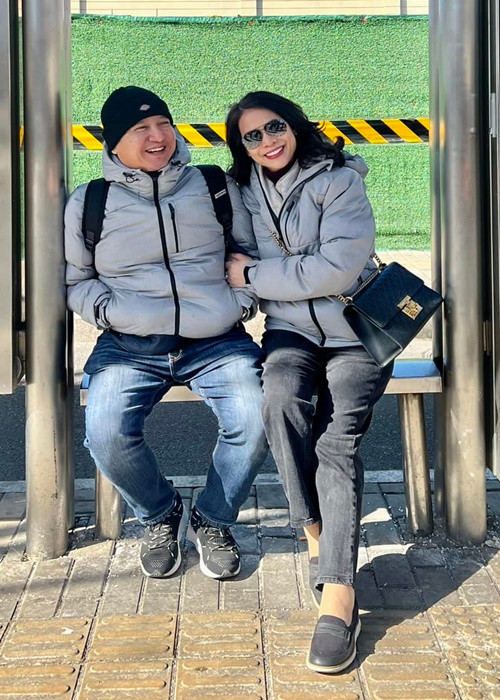 "Tuổi xế nhiều vẫn có nhiều trải nghiệm. Tầm tuổi này vẫn còn sức khỏe để đưa nóc nhà du lịch đó đây, cống hiến cho nghệ thuật thì cũng gọi là sướng như tiên ấy nhỉ", Chí Trung chia sẻ,