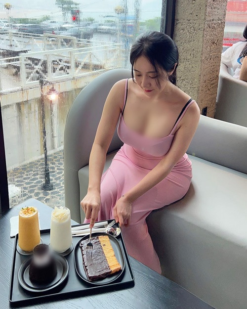 Vóc dáng nở nang, sắc chắc của hot girl Hàn Quốc là niềm mơ ước của nhiều cô gái.