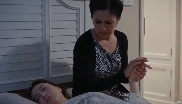 NSND Thu Ha chuan khi chat quyen luc trong 