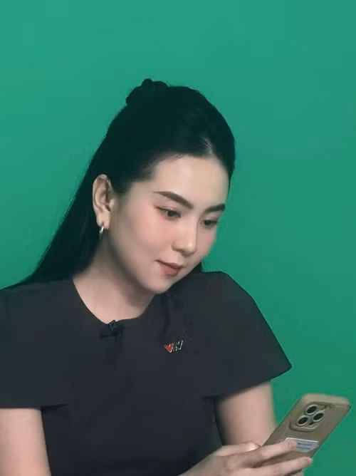 Nữ MC làm đám cưới với doanh nhân Hoài Nam 2016. Sau 7 năm, cả hai âm thầm chia tay. Ảnh: FBNV.